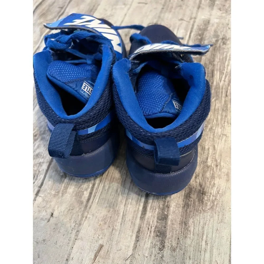 Boys‎ blue Nike team hustler D8 size 4Y